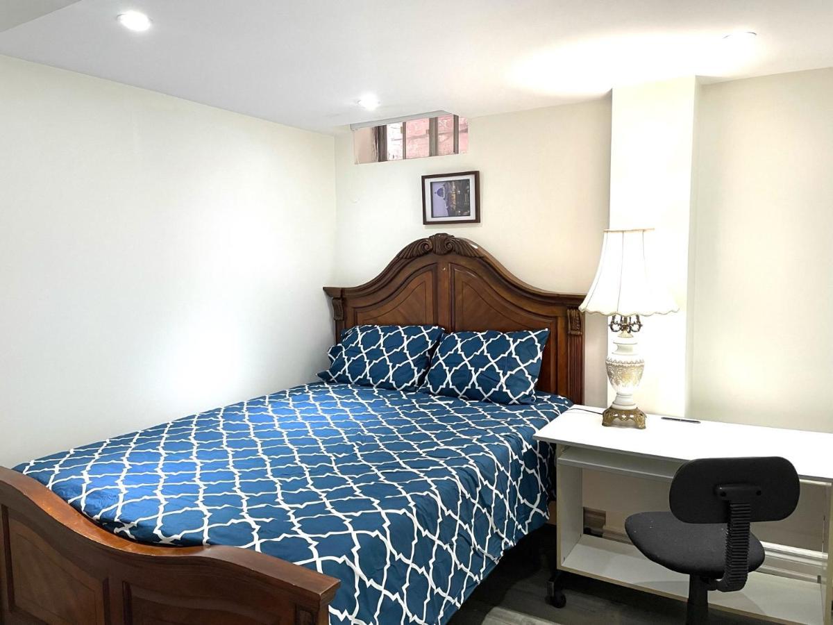 77 Nice And Warm Series Rooms Торонто Экстерьер фото
